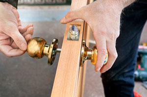 Door Hanging Stonehaven - Door Installation